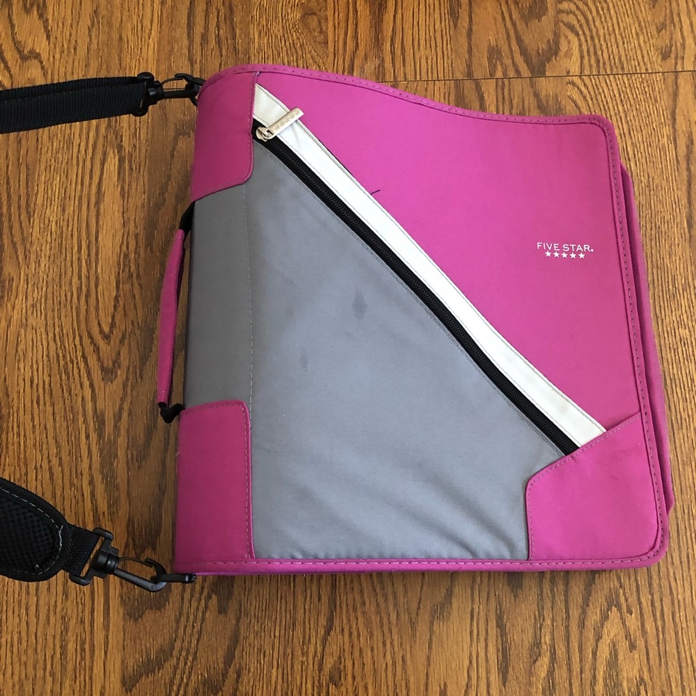 Five Star Mead 3” Ring Pink Zipper Binder w Strap